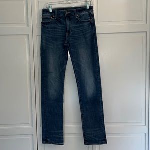 American Eagle men’s original straight jeans. Next level flex. Size 30x34.